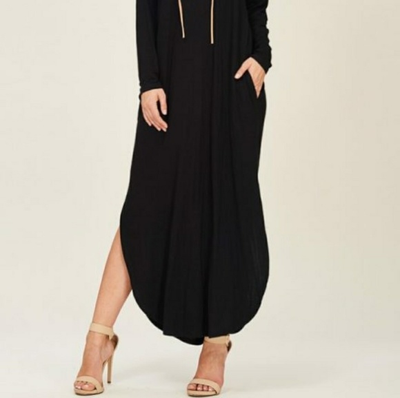 BLACK LONG SLEEVE HOODED MAXI DRESS - Picture 4 of 7